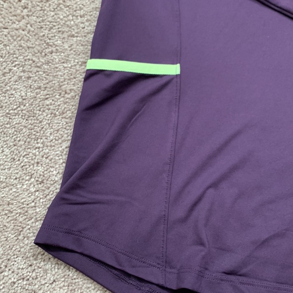 Women’s brand new medium purple pullover 1/4 zip Under Armour Volleyball Top - Picture 5 of 5